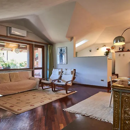 Terrazzo Fiorito By Interhome Apartmán *